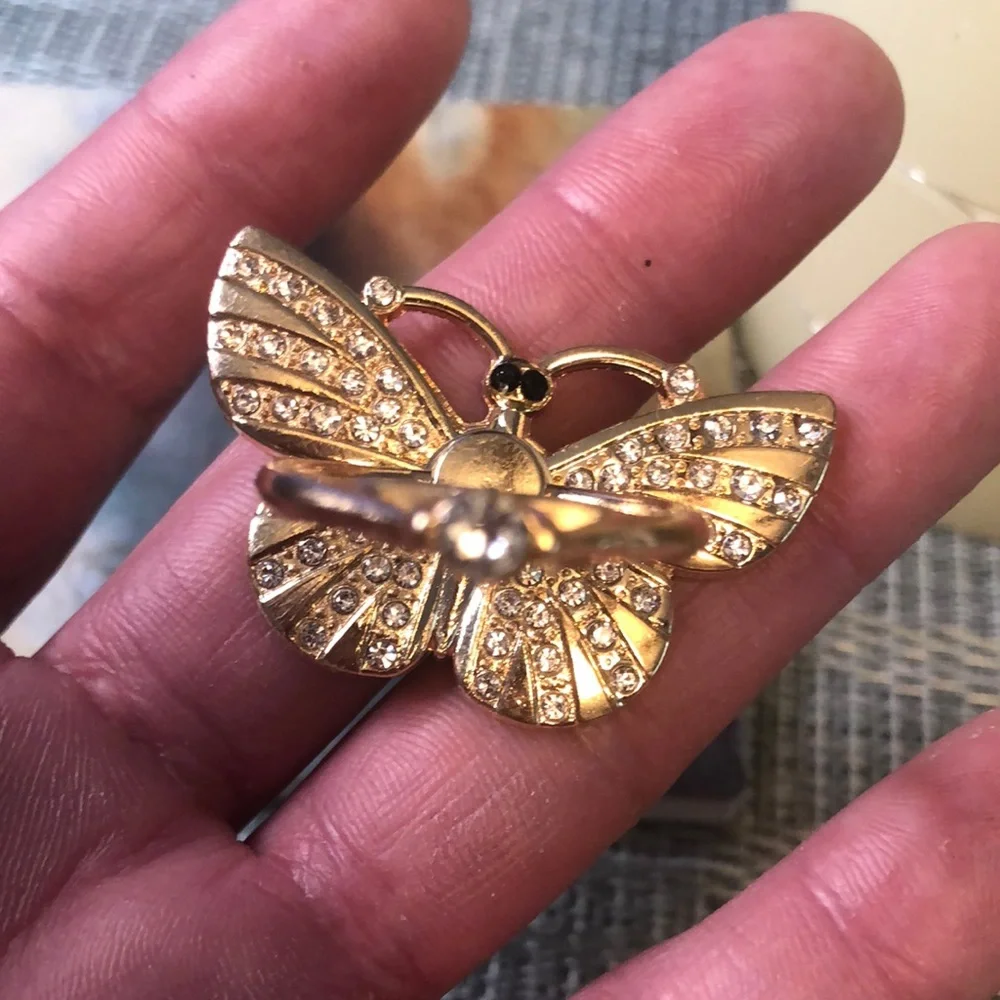 - #163 🤍NWOT Crystal Bling Butterfly Cell Phone Ring Stand Holder Grip🤍🦋